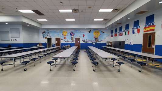 Hardin Valley Elementary School Cafeteria in Knoxville
