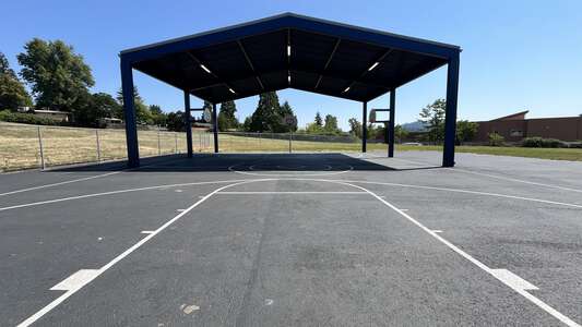 Yujin Gakuen Japanese Immersion Outdoor Basketball Courts in Eugene