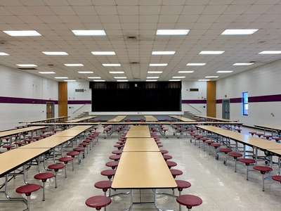 Mercer Middle School Cafeteria in Garden City
