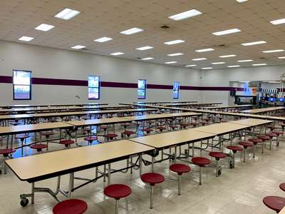 Mercer Middle School Cafeteria in Garden City