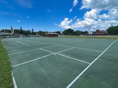 Deer Park Elementary School Outdoor Basketball Courts in New Port Richey
