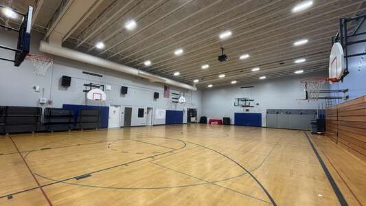 Westridge Elementary School Gym in Lake Oswego