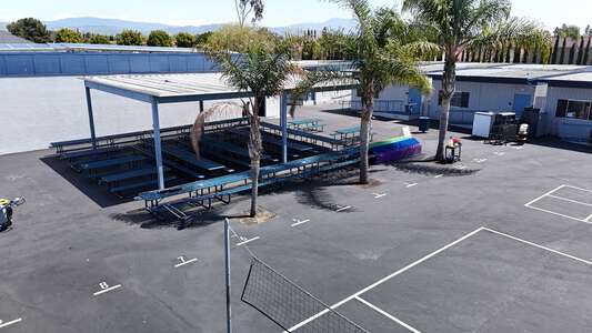 College Park Elementary School Outdoor Lunch Area in Irvine 2