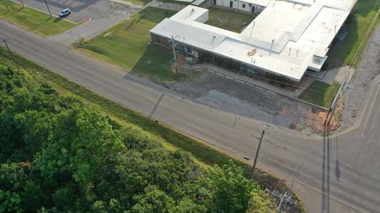 Schwartz Elementary School Parking Lot - Front in Oklahoma City 3