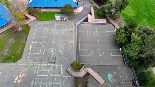 Glen Cove Elementary School Outdoor Basketball Courts in Vallejo