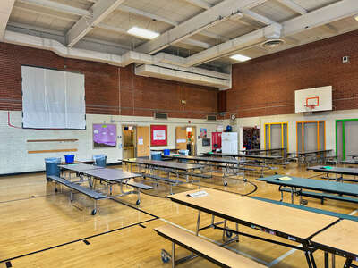 Rose City Park K-5 School Cafeteria in Portland 3