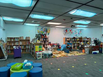 Gilbert - C.V.T. Elementary School Library in North Las Vegas