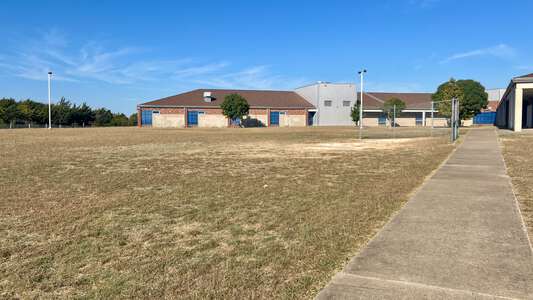 Thomas Tolbert Elementary School Field - Practice 2 (Grass) in Dallas