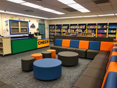 Pleasant Grove Elementary School Library in Elk Grove