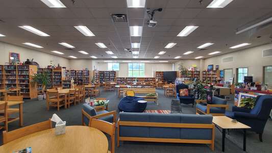 West Valley Middle School Library in Knoxville 3