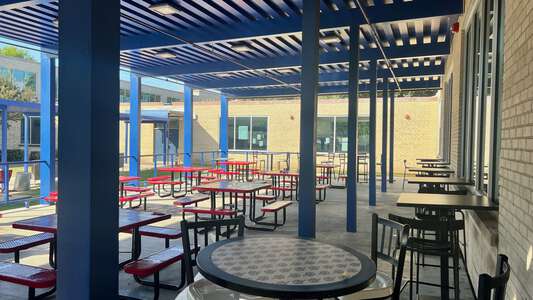 Justin F Kimball High School Cafeteria in Dallas