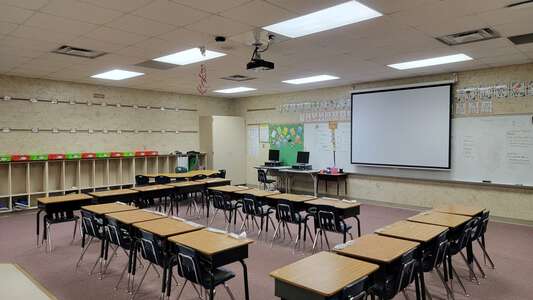 Lakeside Elementary School Classroom Standard in Orange Park