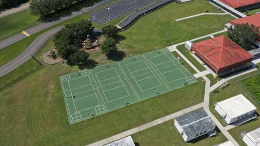 Oakstead Elementary School Outdoor Basketball Courts in Land O' Lakes
