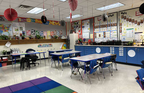 J.C. Austin Elementary School Classroom Standard in Mesquite