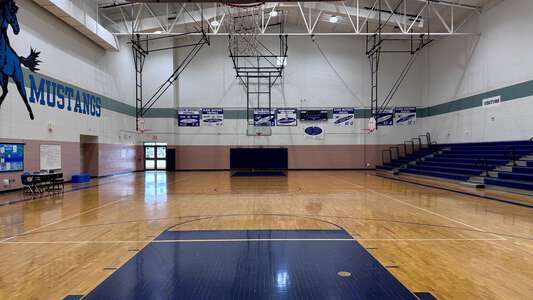 Aldine Ninth Grade School Performance Gym in Houston