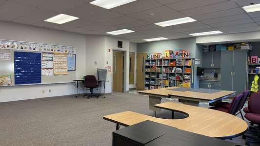 Silver Lake Elementary School Classroom Standard in Federal Way