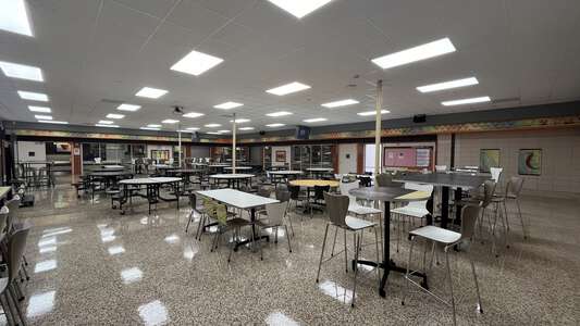 Stovall Middle School Cafeteria (D121) in Houston