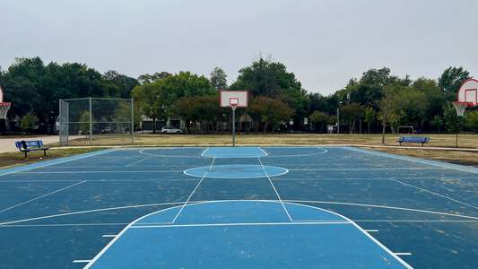 Mockingbird Elementary School Outdoor Basketball Courts in Dallas 2