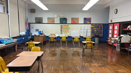 Gale - Stephen F Gale Elementary Community Academy Classroom Standard in Chicago