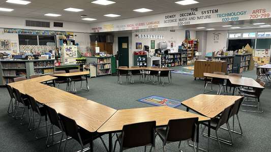 Green Acres Elementary School Library in Santa Cruz