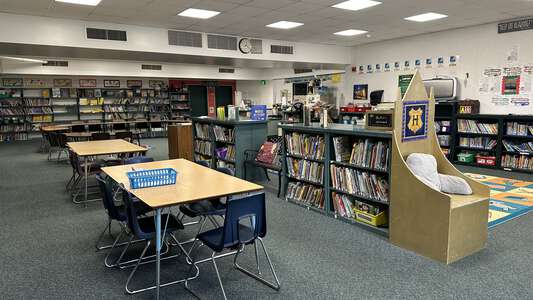 Green Acres Elementary School Library in Santa Cruz