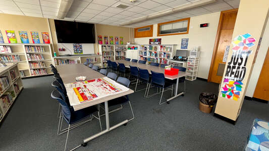 Lawrence Elementary School Library in Mesquite