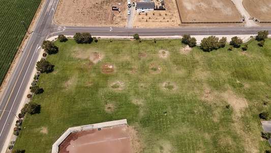 Old River Elementary School Field - Football in Brentwood 2