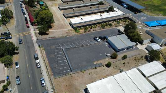 California Ave Elementary School Parking Lot - Staff in Vista 2