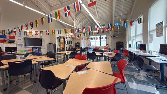 Clark - George Rogers Clark Elementary School Library (2nd Floor) in Chicago 3