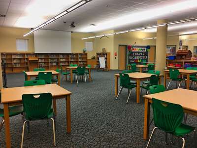 Thompson Elementary Library in Houston