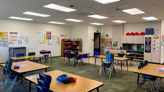 J. Colin English Elementary School Classroom Standard in North Fort Myers 2