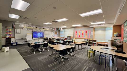 Redmond Elementary School Classroom Standard in Redmond