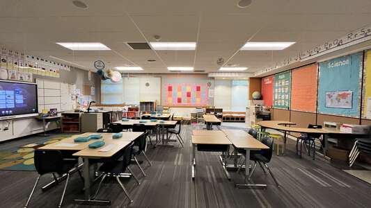 Redmond Elementary School Classroom Standard in Redmond