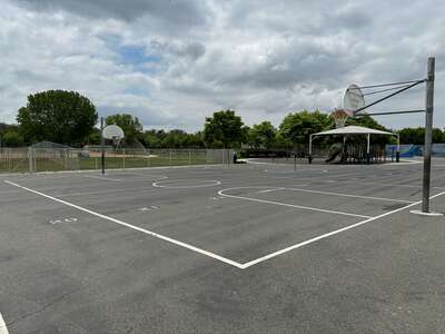 Ladera Ranch Elementary School Outdoor Basketball Courts in Ladera Ranch