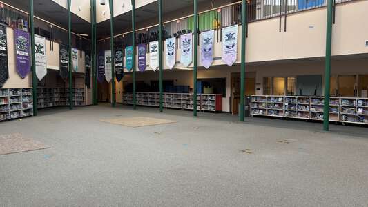 Findley Elementary School Library in Portland 3