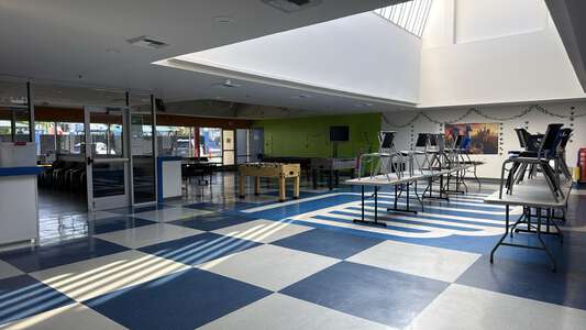 Mackenzie-Scott Branch (Fair Oaks Location) Multi Purpose Room in Pasadena 2