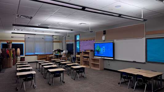 Robert Frost Elementary School Classroom Standard in Kirkland