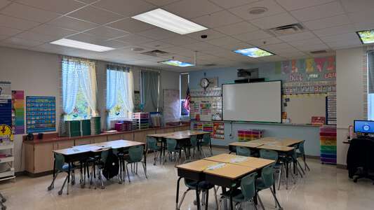 West Hialeah Gardens Elementary School Classroom Standard in Hialeah Gardens