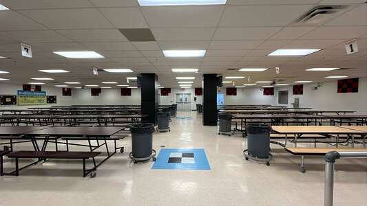 Lakeland Highlands Middle School Cafeteria in Lakeland 2