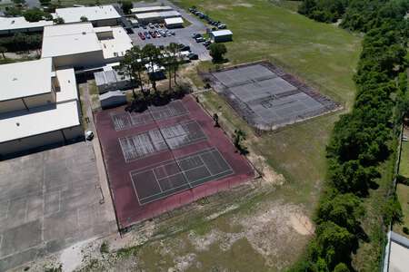 Surfside Middle School Tennis Courts in Panama City Beach