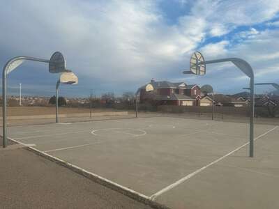 Seven Bar Elementary School Outdoor Basketball Courts in Albuquerque