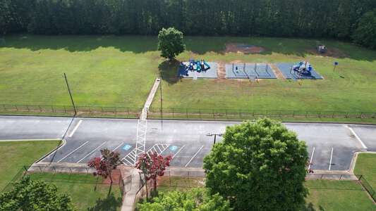 Hawthorne Elementary School Parking Lot - Fields in Hampton 4