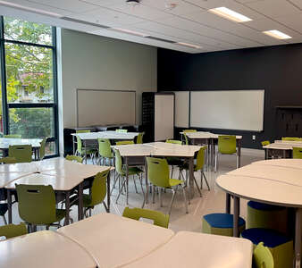 Cassidy - Lewis Cochran Cassidy Site Classroom Standard in Philadelphia