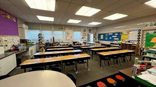 Abraham Lincoln Elementary School Classroom Standard in Santa Rosa 2