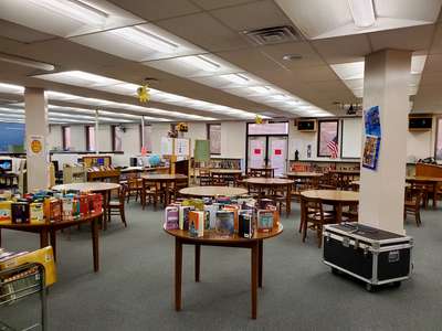Stambaugh Middle School Media Center in Auburndale