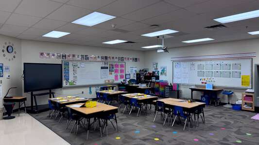 Saddleback Elementary School Classroom Standard in Maricopa