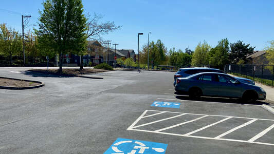 Mount Scott Elementary School Parking Lot - Side in Happy Valley