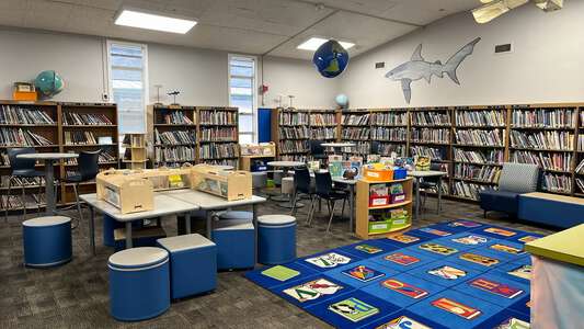 La Mesa Elementary Library in Monterey
