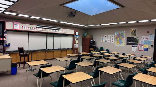 Tesoro High School Classroom Standard in Las Flores