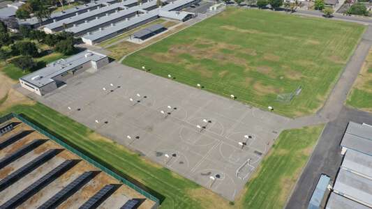 Yorba Middle School Outdoor Basketball Courts in Orange